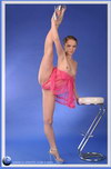 nude flexible female bodybuilders